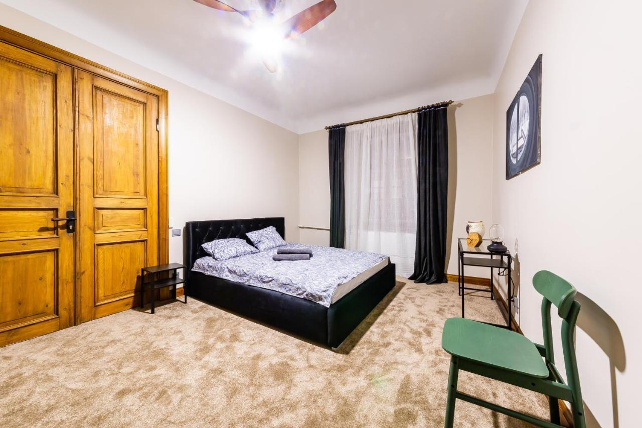 リガGourmet Storie'S Ap 68Sqm Renovated Free Parkingアパートメント エクステリア 写真